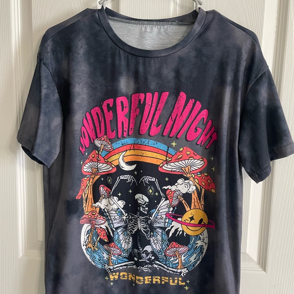 Wonderful Night Graphic Tee - Black